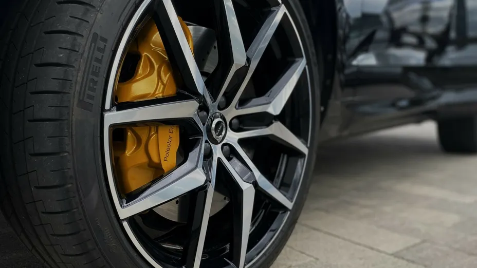 VOLVO XC60 XC60 T8 Plug-In Hybrid AWD Polestar Engineered aut