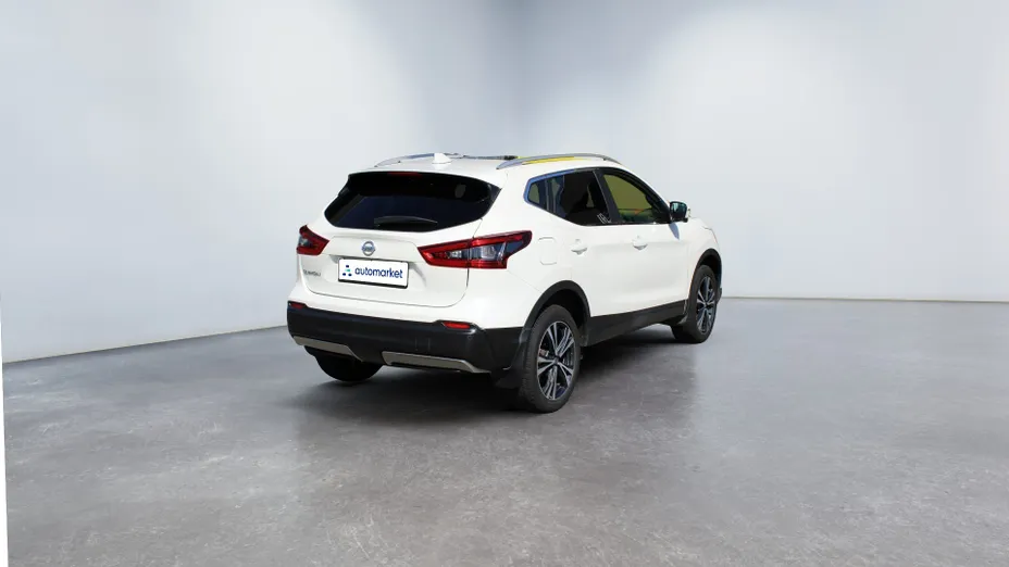 NISSAN Qashqai Qashqai 1.3 DIG-T N-Connecta