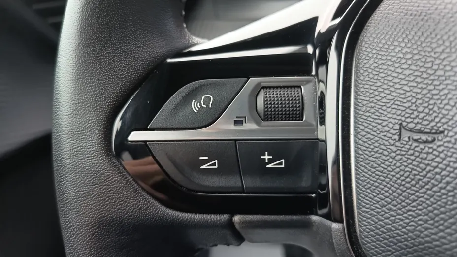 PEUGEOT 208 208 1.2 PureTech Allure S&S