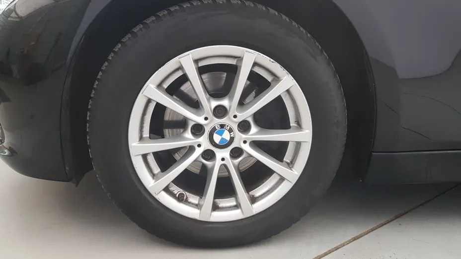 BMW Seria 3 318d Advantage aut