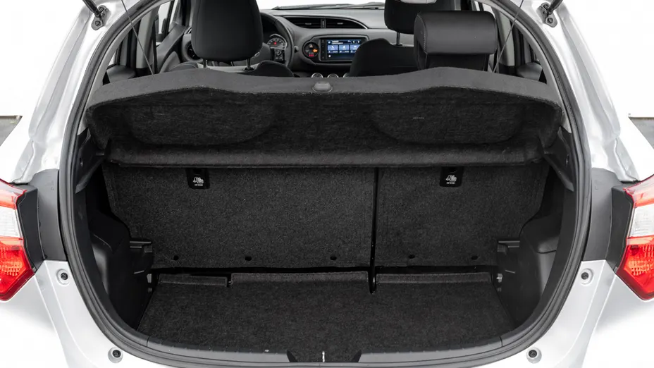 TOYOTA Yaris Yaris 1.5 Premium