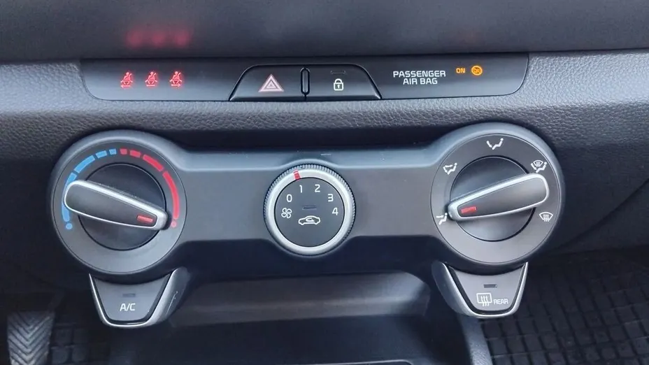 KIA Stonic Stonic 1.2 M