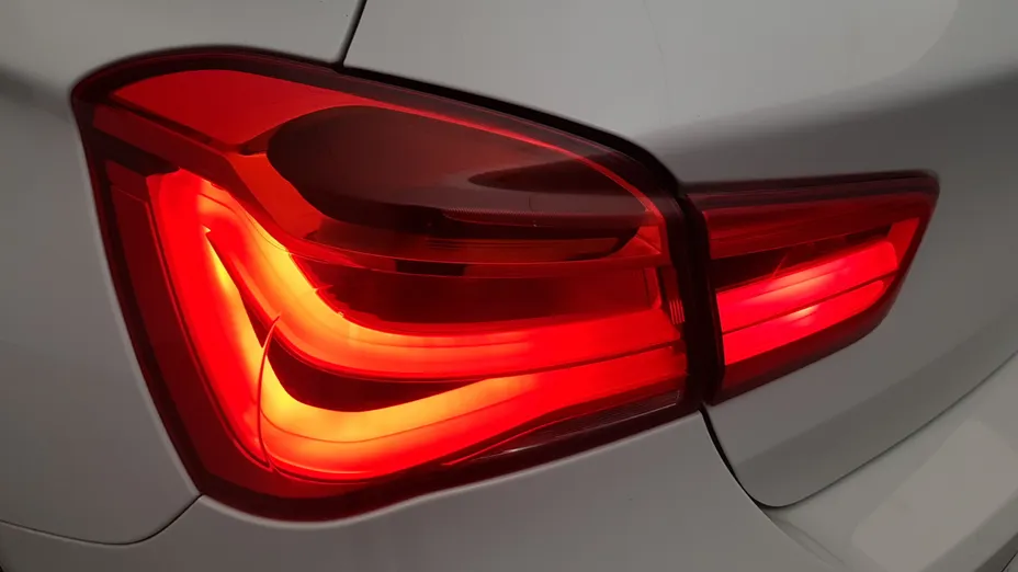 BMW Seria 1 116d Advantage aut