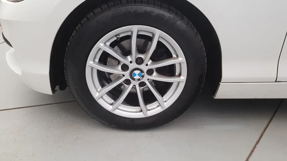 BMW Seria 1 116d Advantage aut