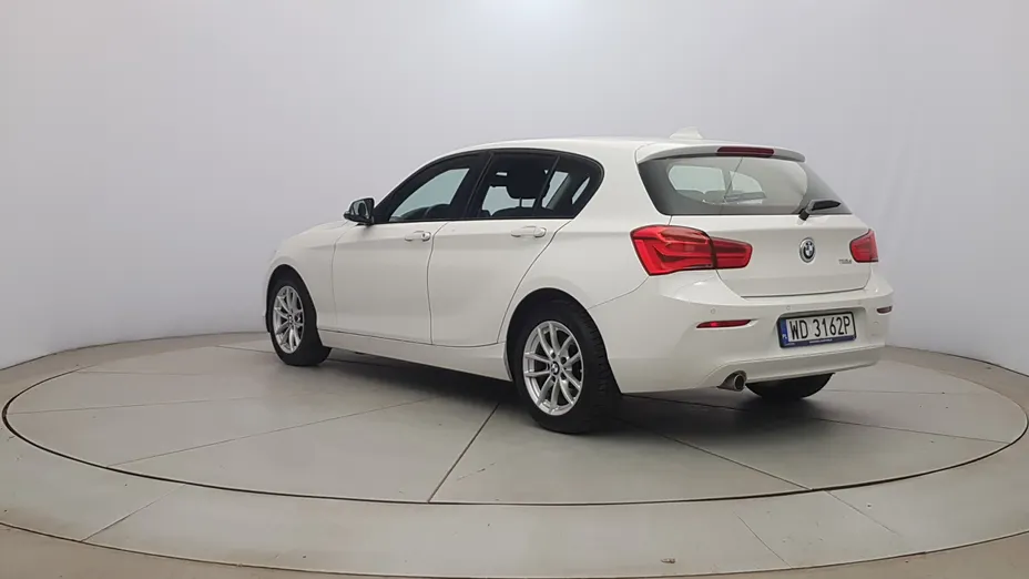 BMW Seria 1 116d Advantage aut