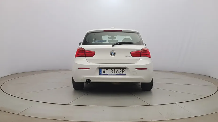 BMW Seria 1 116d Advantage aut