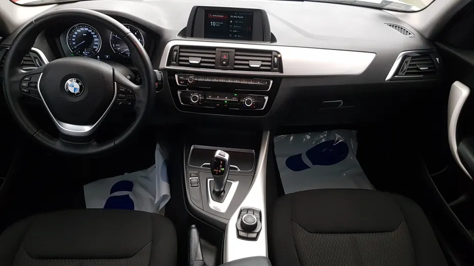 BMW Seria 1 116d Advantage aut