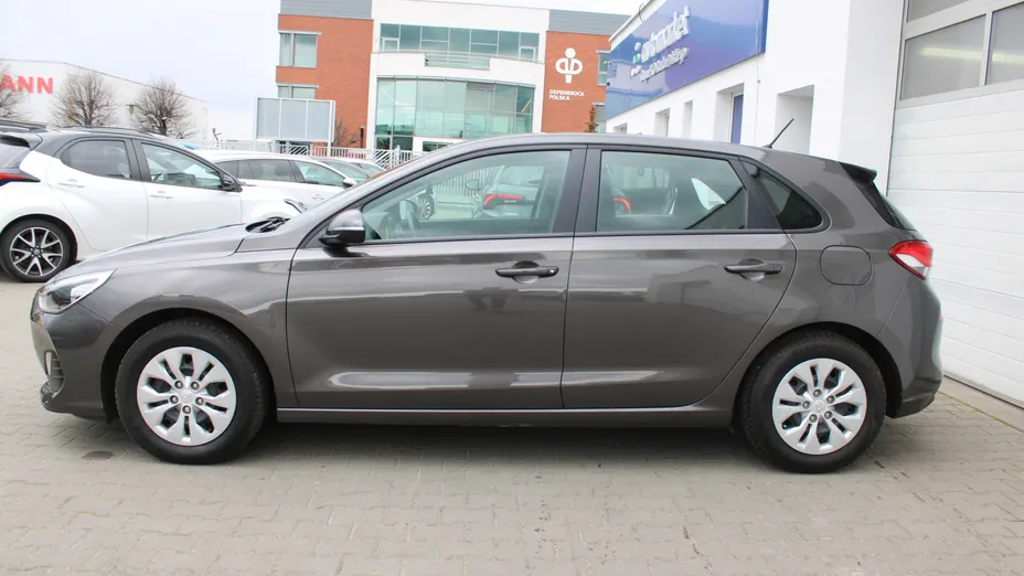 HYUNDAI i30 i30 1.4 Classic +