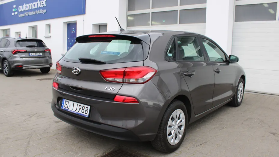 HYUNDAI i30 i30 1.4 Classic +