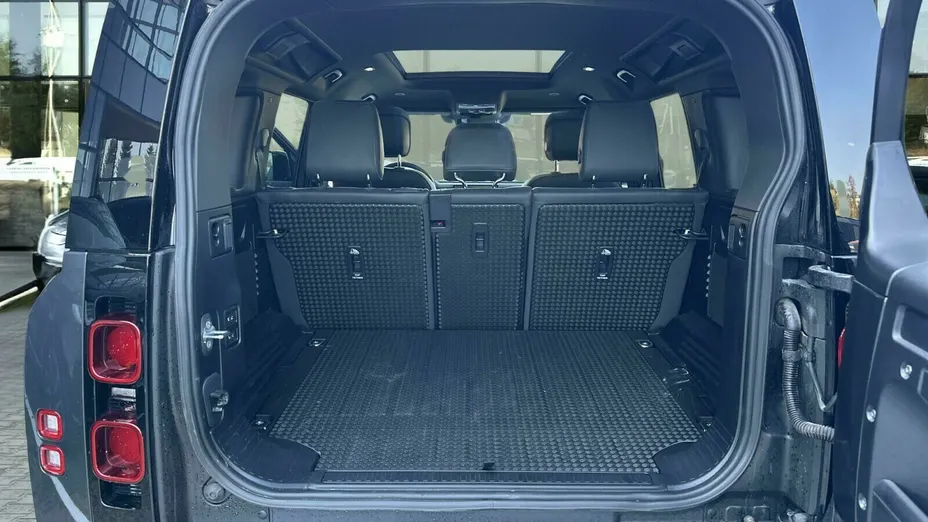 LAND ROVER Defender Defender 110 3.0 D250 mHEV X-Dynamic HSE