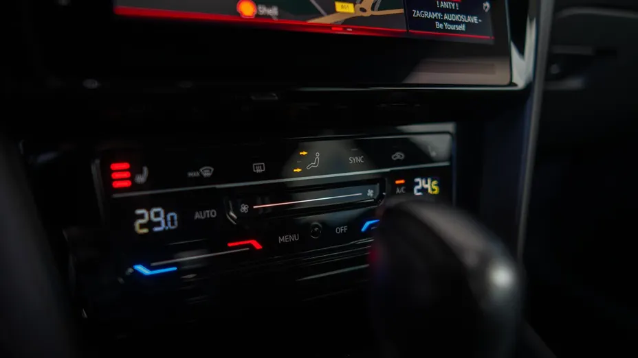 VOLKSWAGEN Arteon Arteon 2.0 TDI R-Line DSG