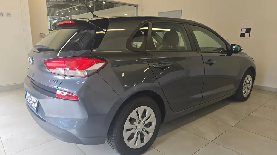 HYUNDAI i30 i30 1.4 Classic +