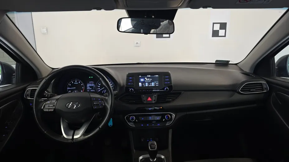 HYUNDAI i30 i30 1.4 Classic +