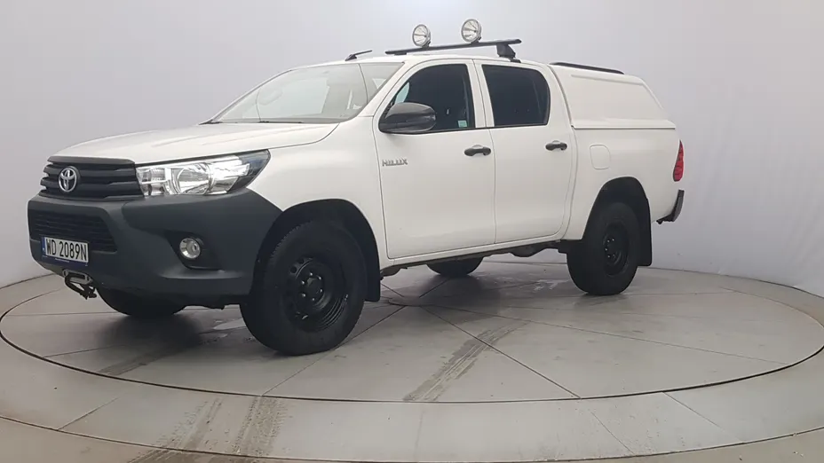 TOYOTA HiLux Hilux 2.4 D-4D Double Cab DLX 4x4
