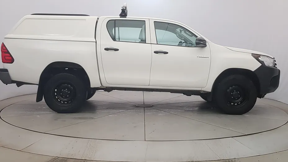 TOYOTA HiLux Hilux 2.4 D-4D Double Cab DLX 4x4
