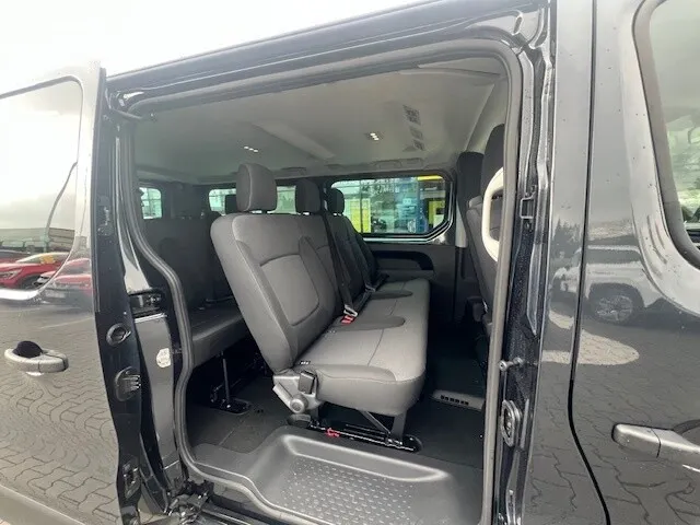 RENAULT Trafic Trafic Kombi 2.0 Blue dCi L2 Equilibre aut Nowy