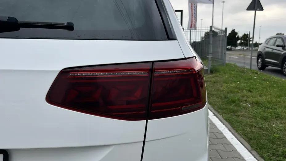 VOLKSWAGEN Passat Passat 2.0 TDI 4Mot. R-Line Edition DSG