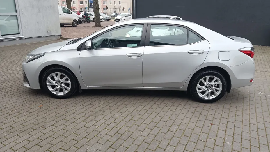 TOYOTA Corolla Corolla 1.6 Classic Plus