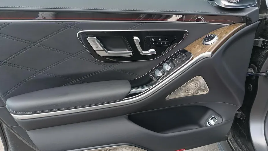 MERCEDES-BENZ S Klasa AMG S 63 E Performance PHEV L 4-Matic 9G-TRONIC