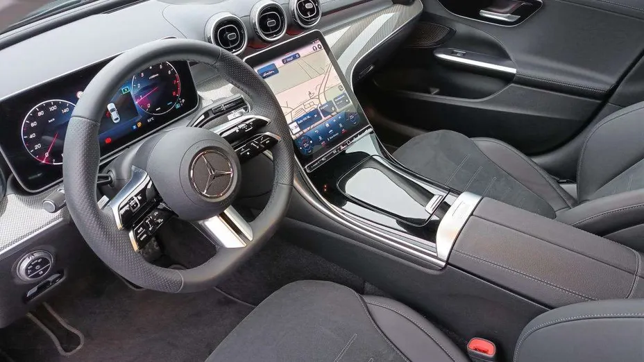 MERCEDES-BENZ C Klasa C 180 mHEV AMG