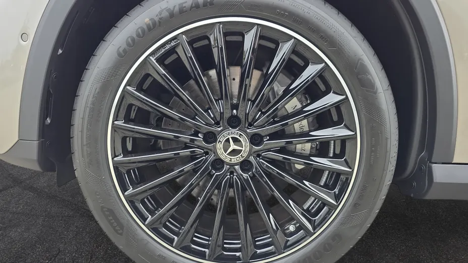MERCEDES-BENZ GLC GLC 220 d mHEV 4-Matic AMG Line Nowy