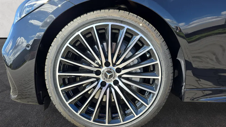 MERCEDES-BENZ C Klasa C 220 d mHEV 4-Matic AMG Nowy