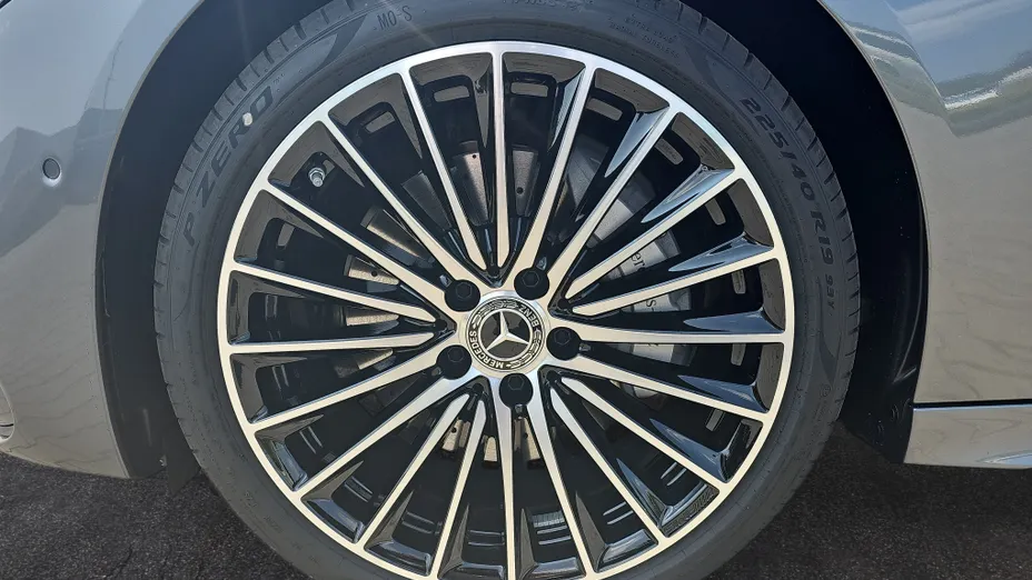 MERCEDES-BENZ C Klasa C 220 d mHEV 4-Matic AMG Nowy