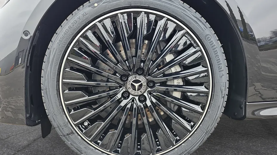 MERCEDES-BENZ E Klasa E 200 mHEV AMG 9G-Tronic Nowy