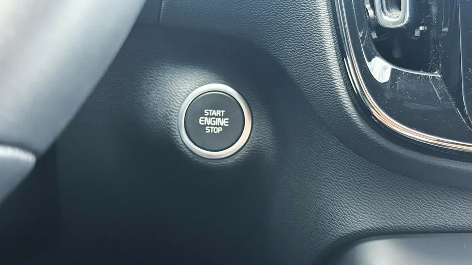 VOLVO XC40 XC40 B3 Plus Dark aut