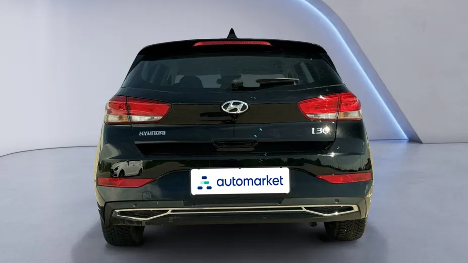 HYUNDAI i30 i30 1.0 T-GDI Smart DCT