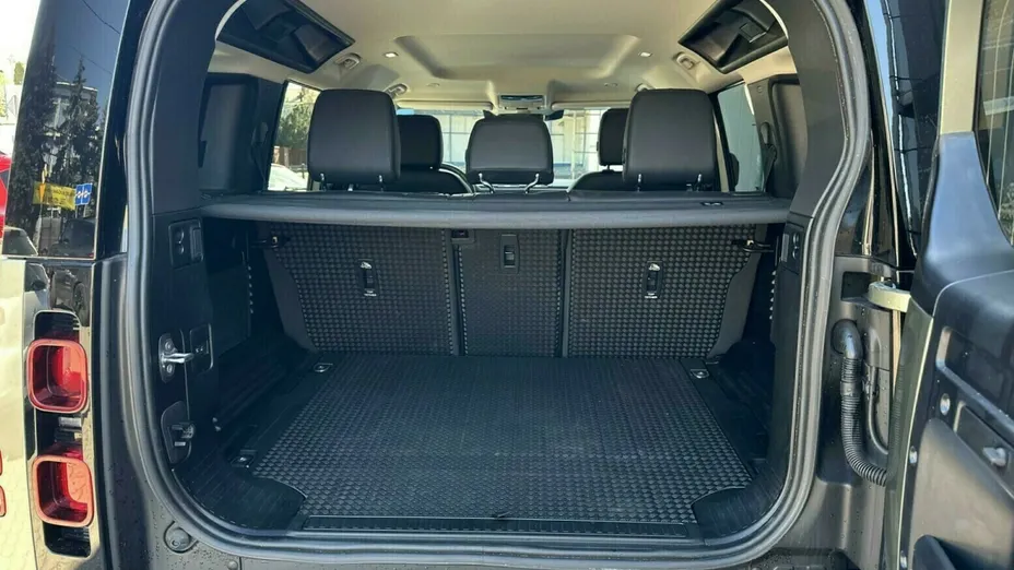 LAND ROVER Defender Defender 110 3.0 D200 mHEV S
