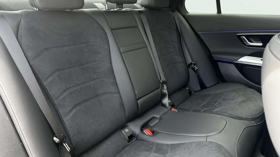 MERCEDES-BENZ E Klasa E 300 e PHEV 4-Matic AMG 9G-Tronic Nowy