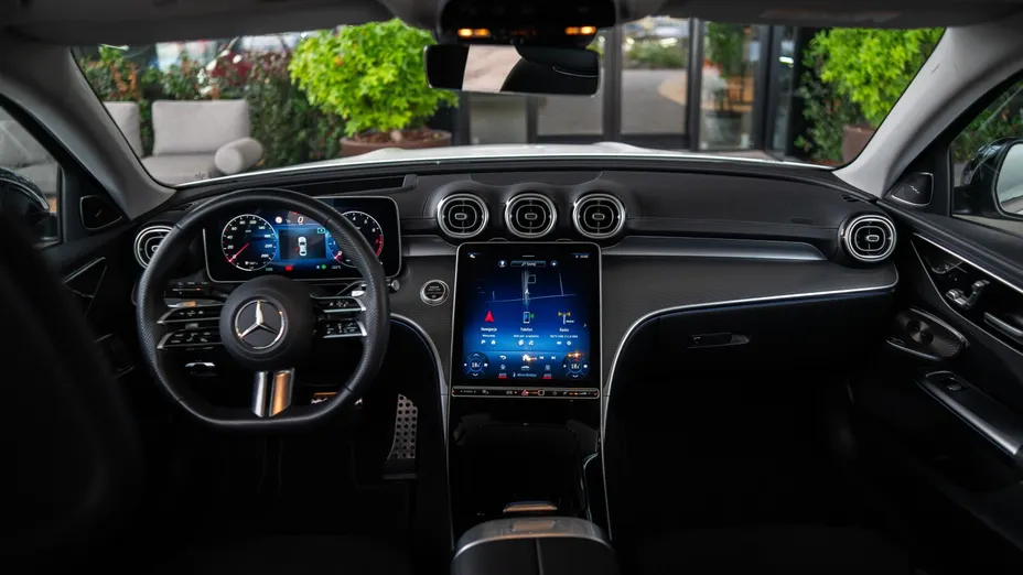 MERCEDES-BENZ C Klasa C 200 mHEV 4-Matic AMG