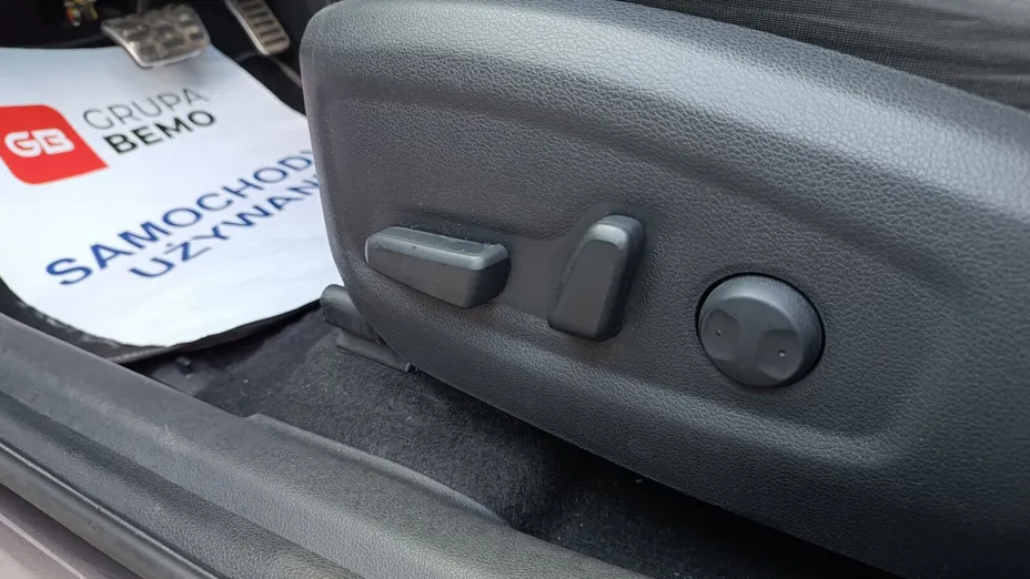 HYUNDAI Kona Kona Electric 64kWh Executive