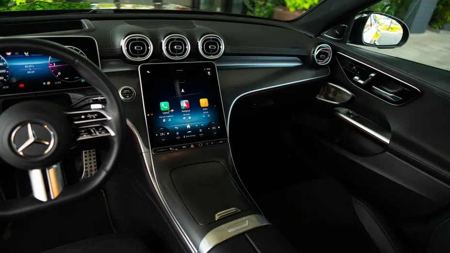 MERCEDES-BENZ C Klasa C 220 d mHEV 4-Matic AMG