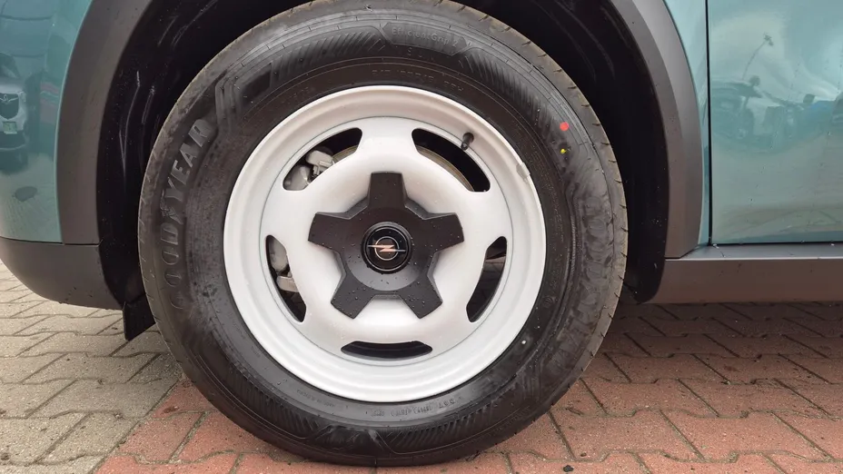 OPEL Frontera Frontera 1.2 T mHEV Edition eDTC6 Nowy