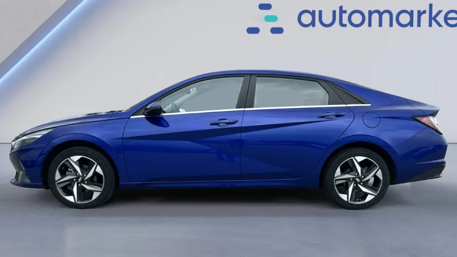 HYUNDAI Elantra Elantra 1.6 Executive CVT
