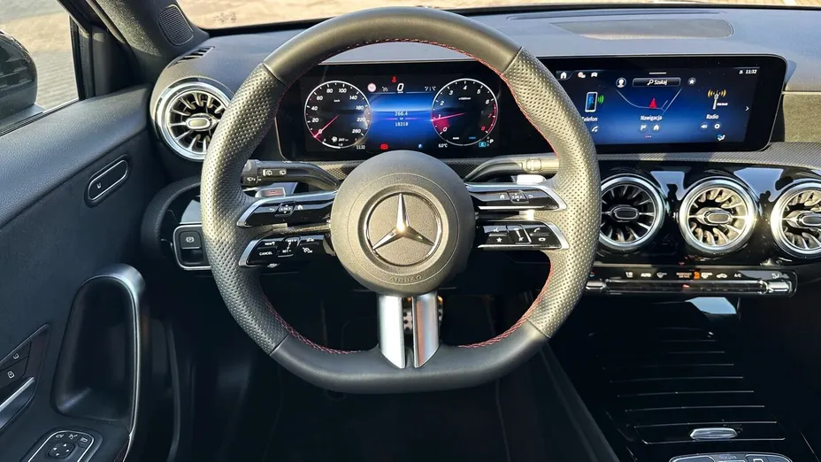 MERCEDES-BENZ A Klasa A 200 7G-DCT