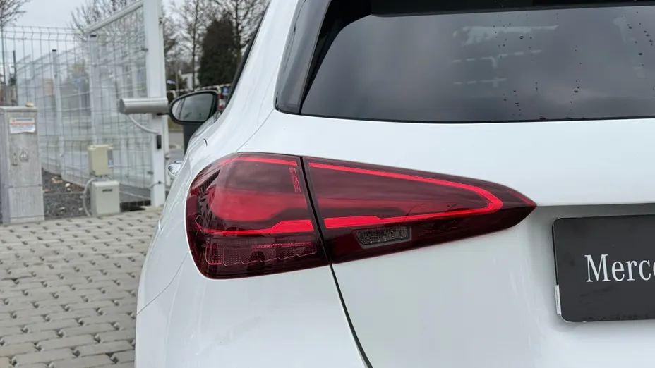 MERCEDES-BENZ A Klasa A 200 AMG Line 7G-DCT