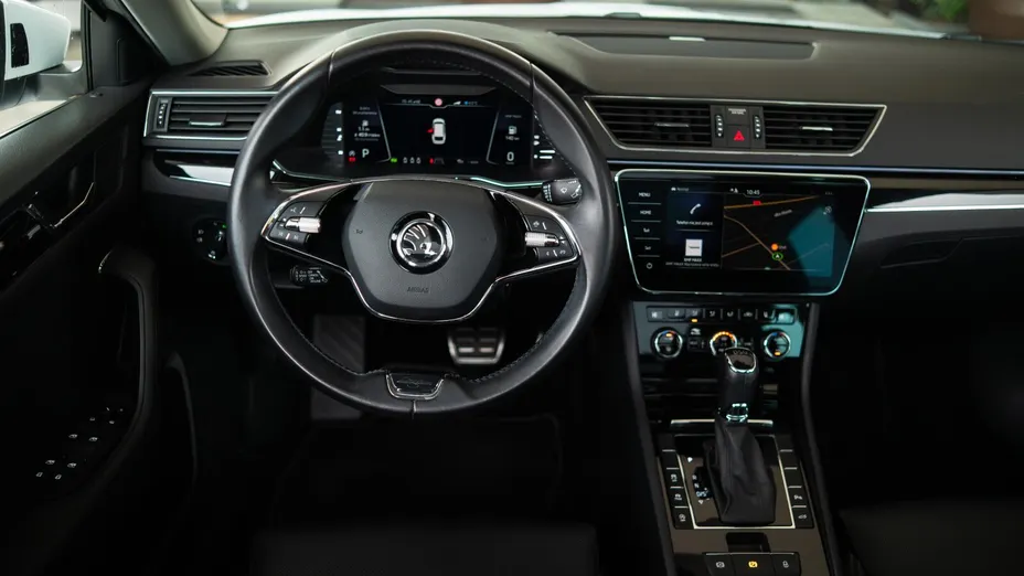 SKODA Superb Superb 2.0 TDI SCR L&K DSG