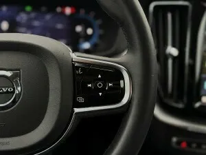 VOLVO XC60 XC60 T8 Plug-In Hybrid AWD Polestar Engineered aut