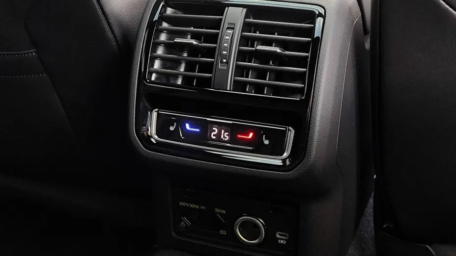 VOLKSWAGEN Arteon Arteon 2.0 TDI 4Motion R-Line DSG