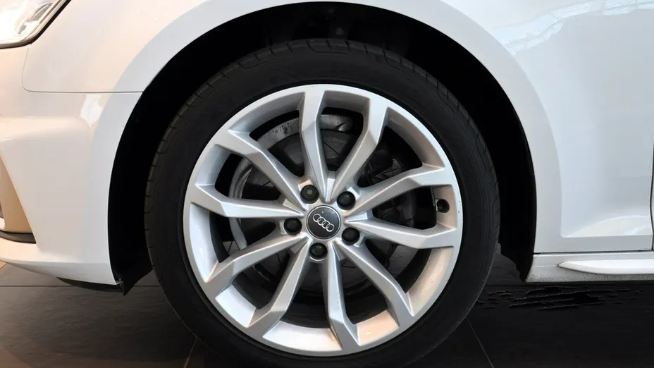 AUDI A4 A4 35 TFSI S tronic