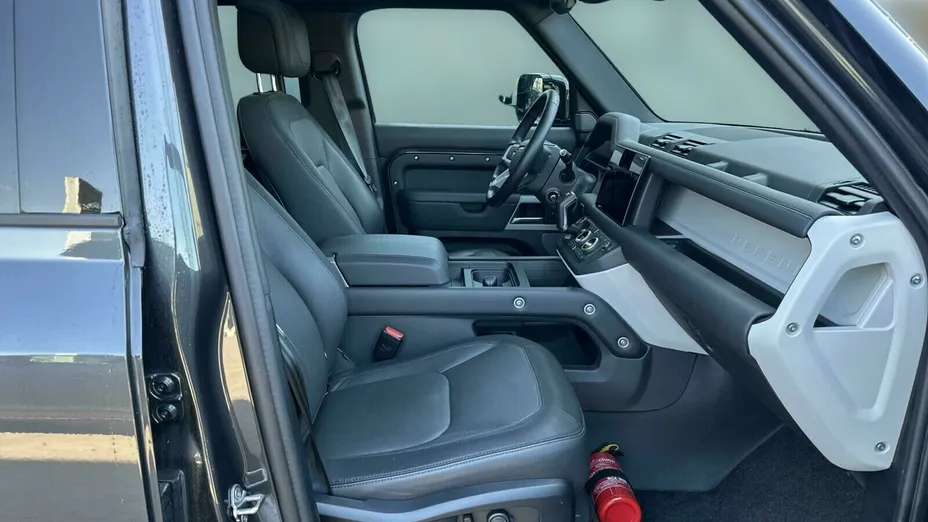 LAND ROVER Defender Defender 110 3.0 D250 mHEV X-Dynamic HSE