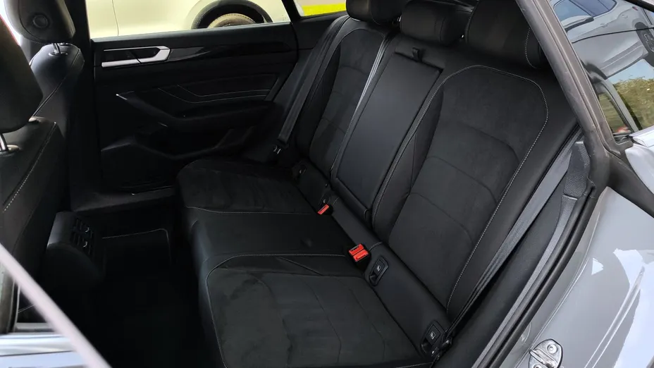 VOLKSWAGEN Arteon Arteon 2.0 TDI 4Motion R-Line DSG