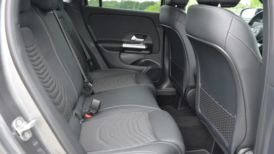 MERCEDES-BENZ GLA GLA 200