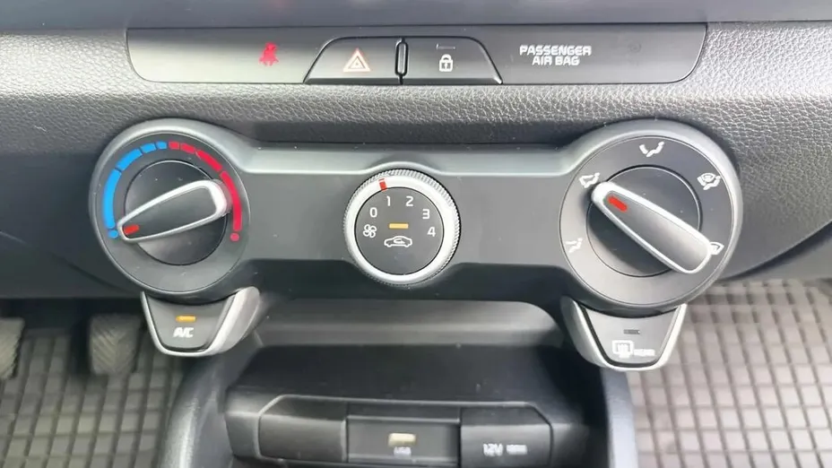 KIA Stonic Stonic 1.2 M