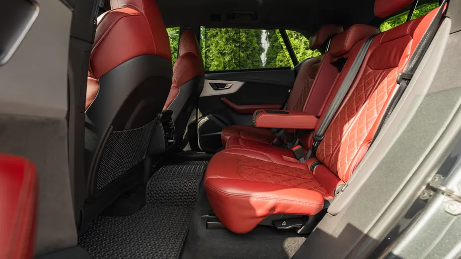 AUDI Q8 SQ8 TFSI Quattro Tiptronic