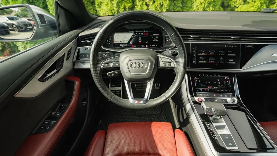 AUDI Q8 SQ8 TFSI Quattro Tiptronic