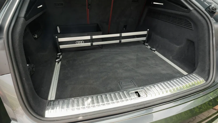 AUDI Q8 SQ8 TFSI Quattro Tiptronic